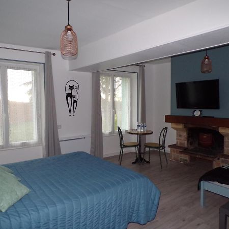 A La Belle Etoile Bed & Breakfast Mery-sur-Cher Exterior photo