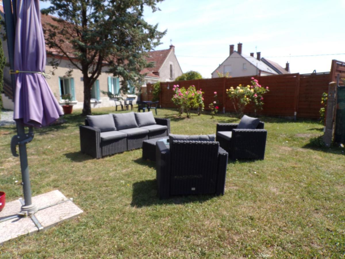 A La Belle Etoile Bed & Breakfast Mery-sur-Cher Exterior photo
